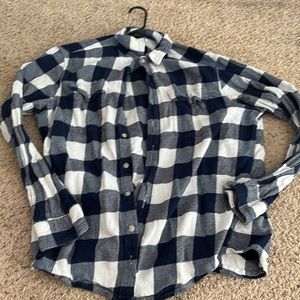 blue and white sonoma flannel size extra large